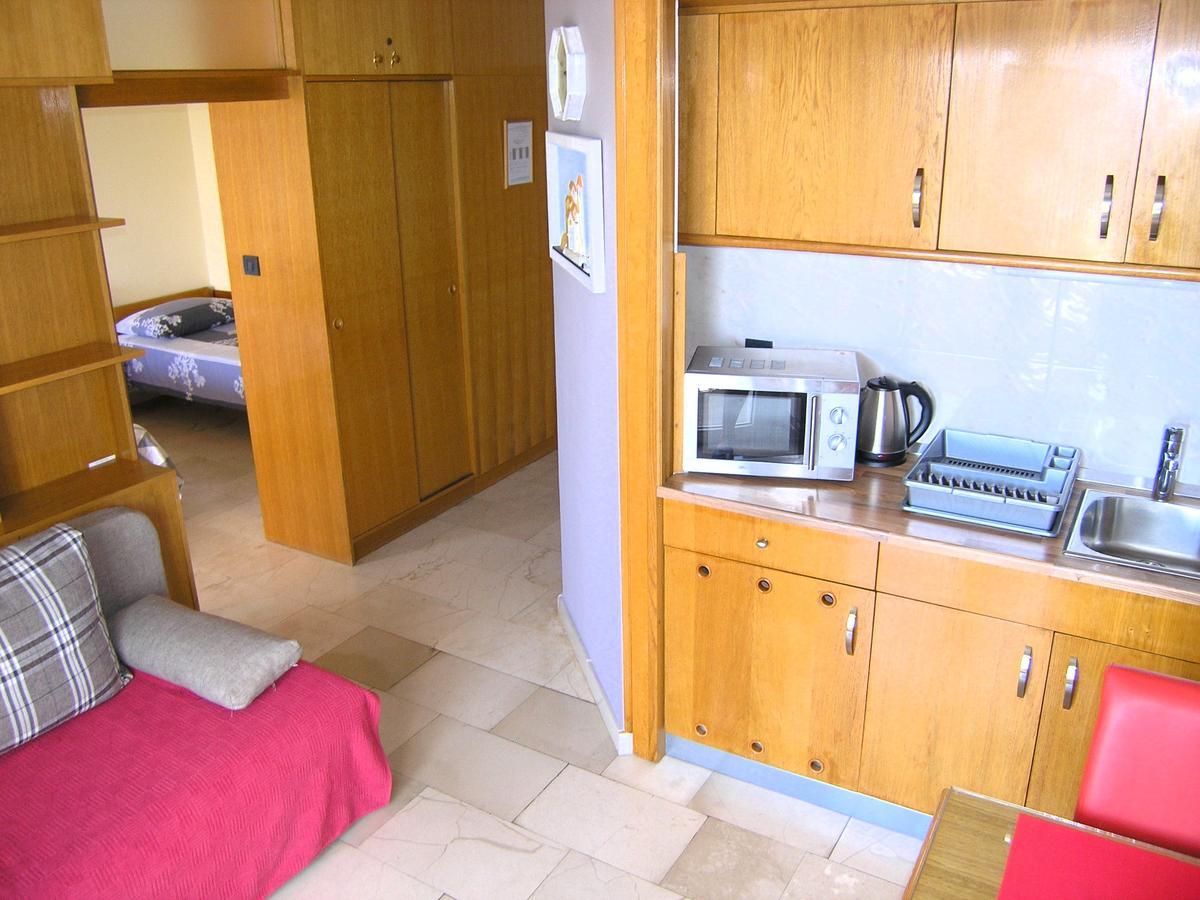 Apartments Oribella 克尔克 外观 照片