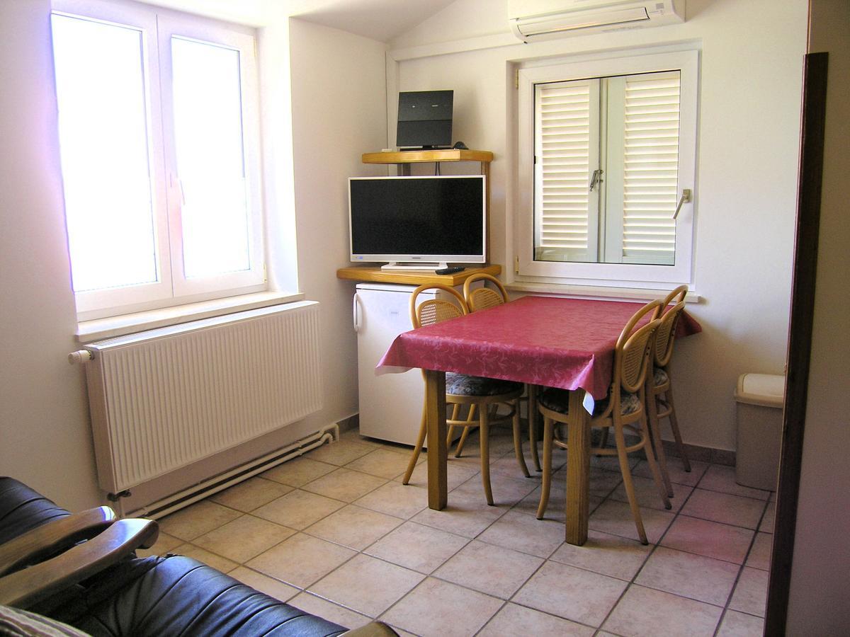 Apartments Oribella 克尔克 外观 照片