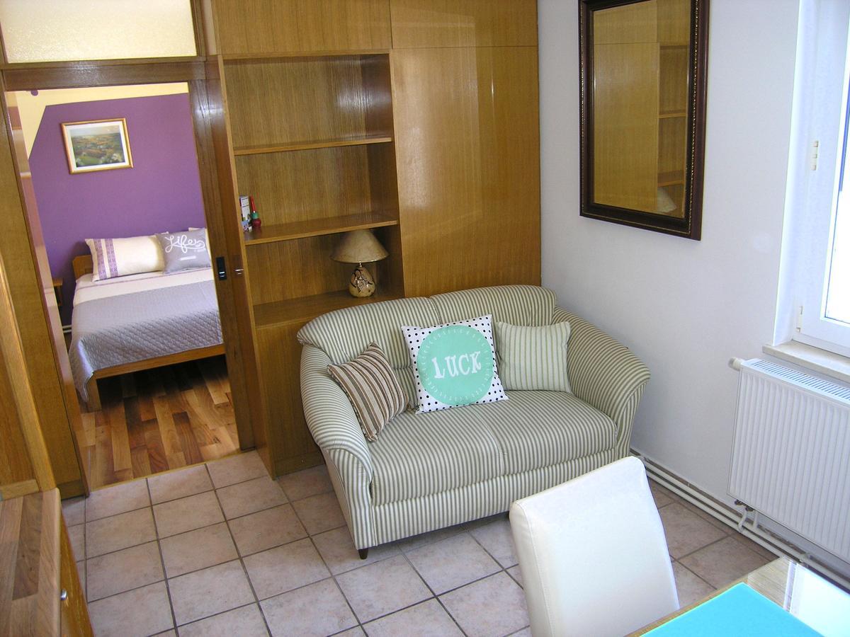 Apartments Oribella 克尔克 外观 照片