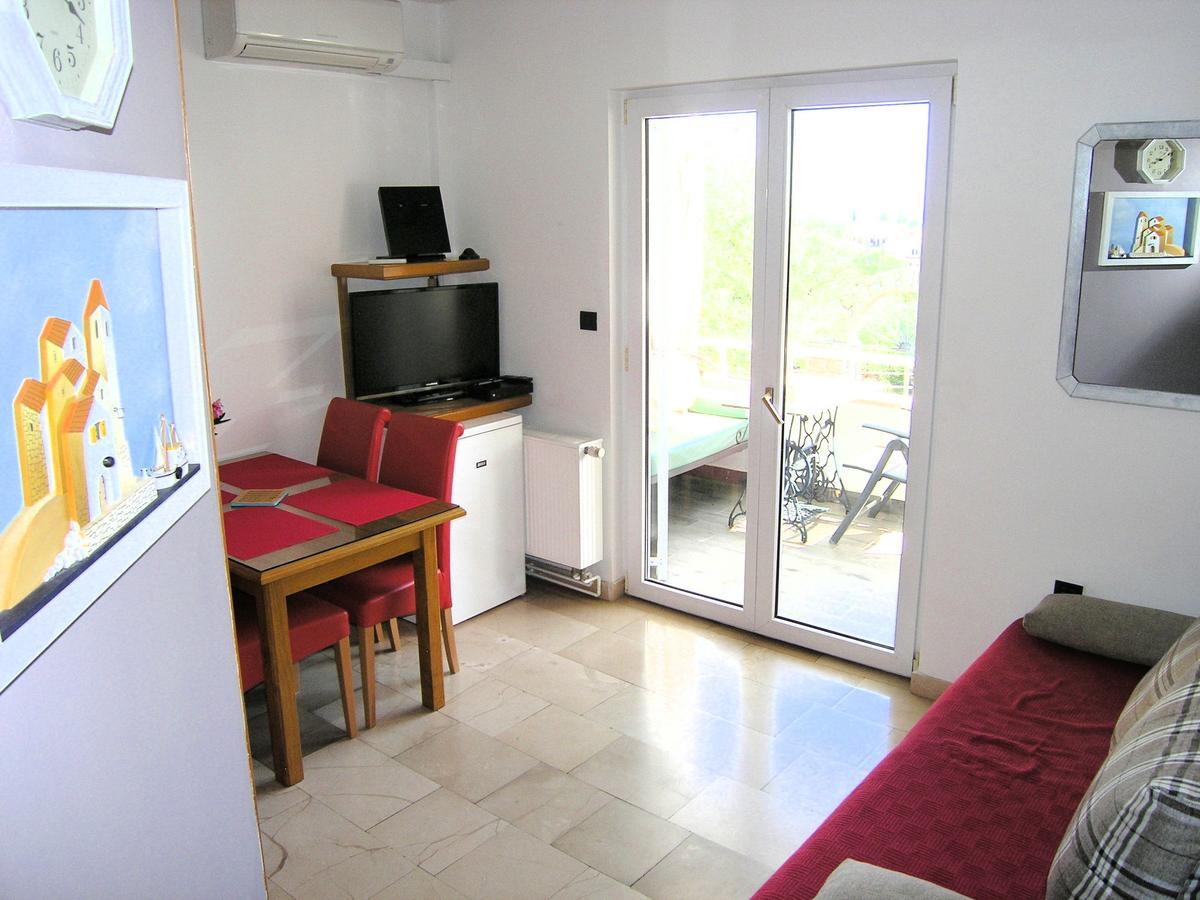 Apartments Oribella 克尔克 外观 照片