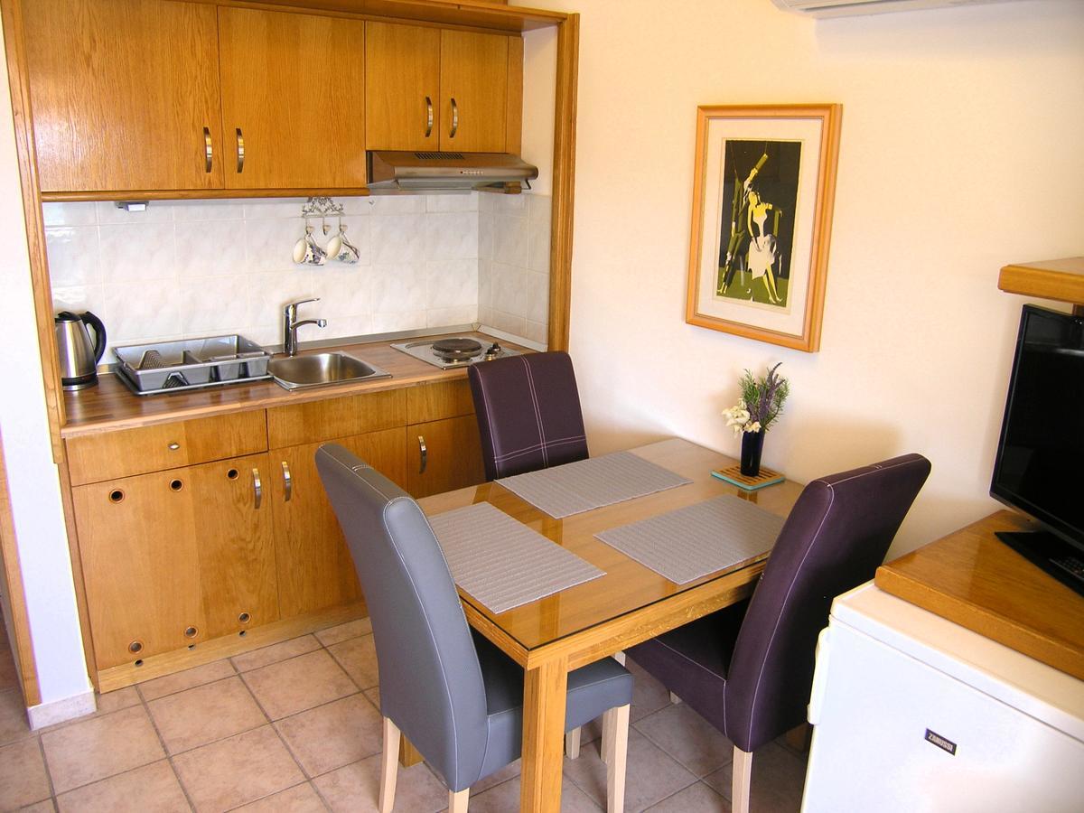 Apartments Oribella 克尔克 外观 照片